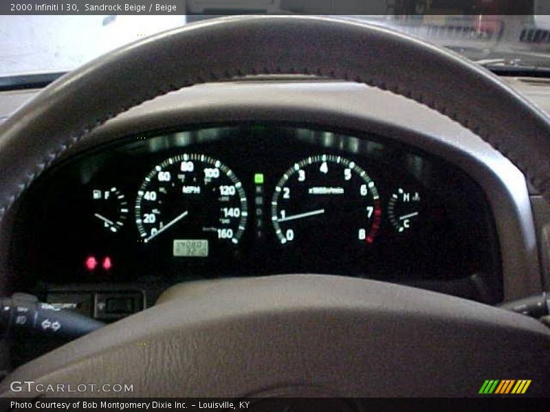 Sandrock Beige / Beige 2000 Infiniti I 30