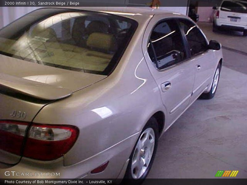 Sandrock Beige / Beige 2000 Infiniti I 30