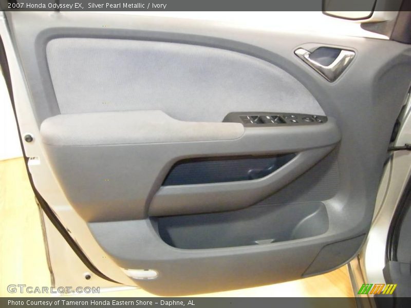Silver Pearl Metallic / Ivory 2007 Honda Odyssey EX