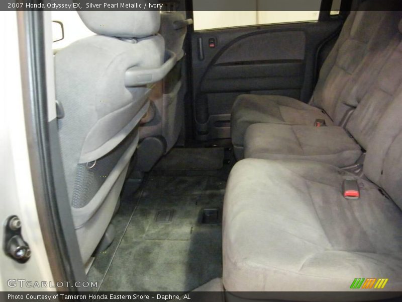 Silver Pearl Metallic / Ivory 2007 Honda Odyssey EX
