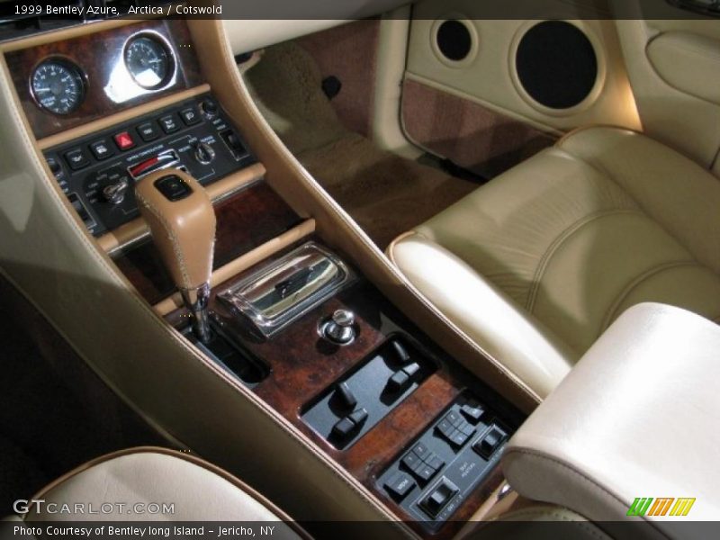 Arctica / Cotswold 1999 Bentley Azure