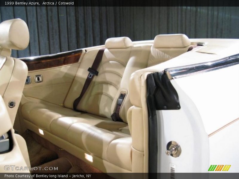 Arctica / Cotswold 1999 Bentley Azure
