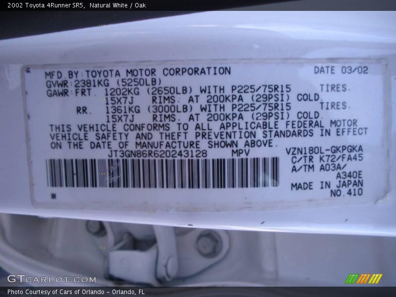 Natural White / Oak 2002 Toyota 4Runner SR5