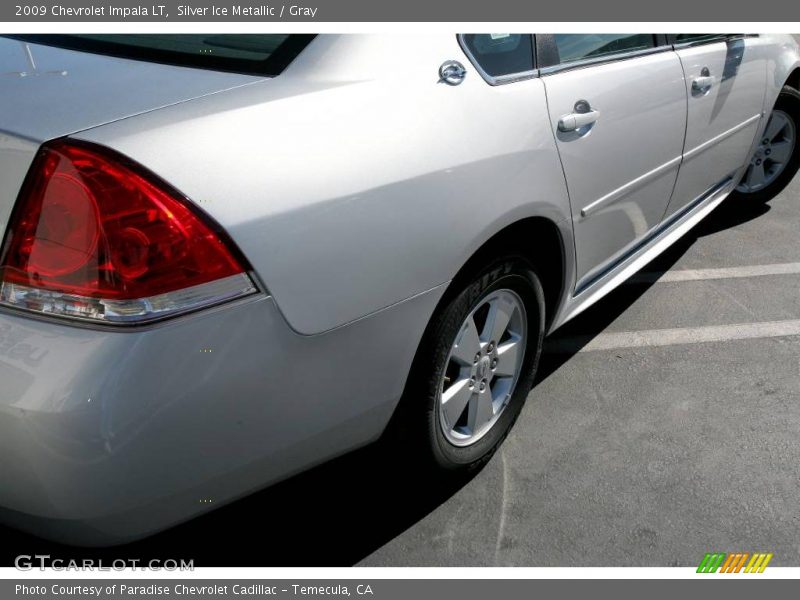 Silver Ice Metallic / Gray 2009 Chevrolet Impala LT