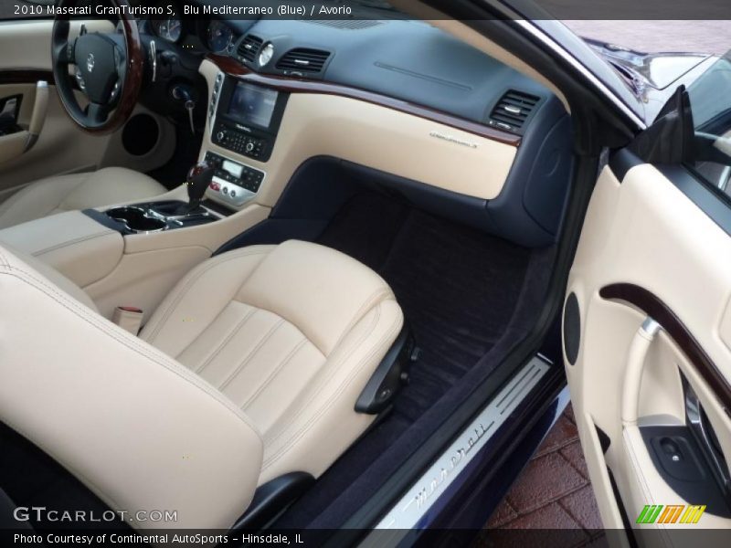 Blu Mediterraneo (Blue) / Avorio 2010 Maserati GranTurismo S
