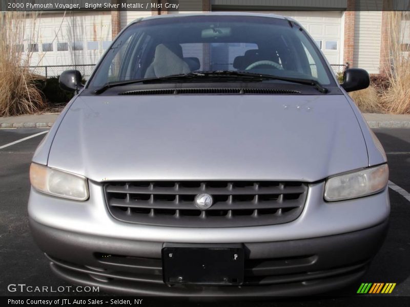 Bright Silver Metallic / Mist Gray 2000 Plymouth Voyager