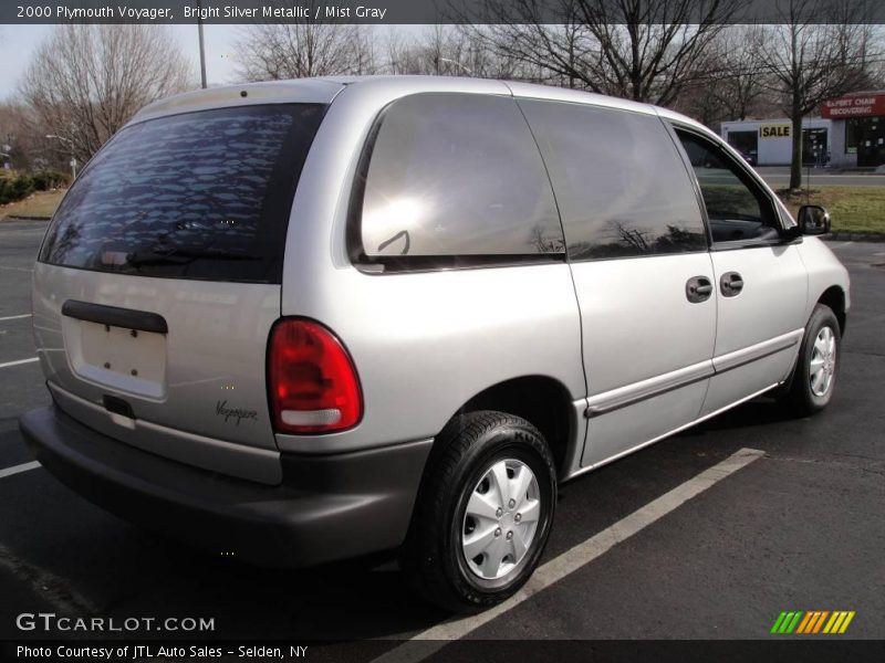 Bright Silver Metallic / Mist Gray 2000 Plymouth Voyager