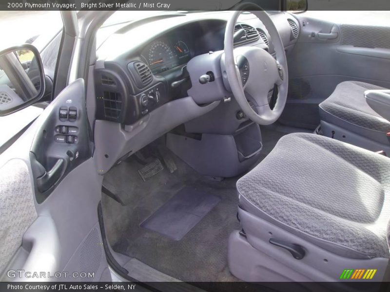Bright Silver Metallic / Mist Gray 2000 Plymouth Voyager
