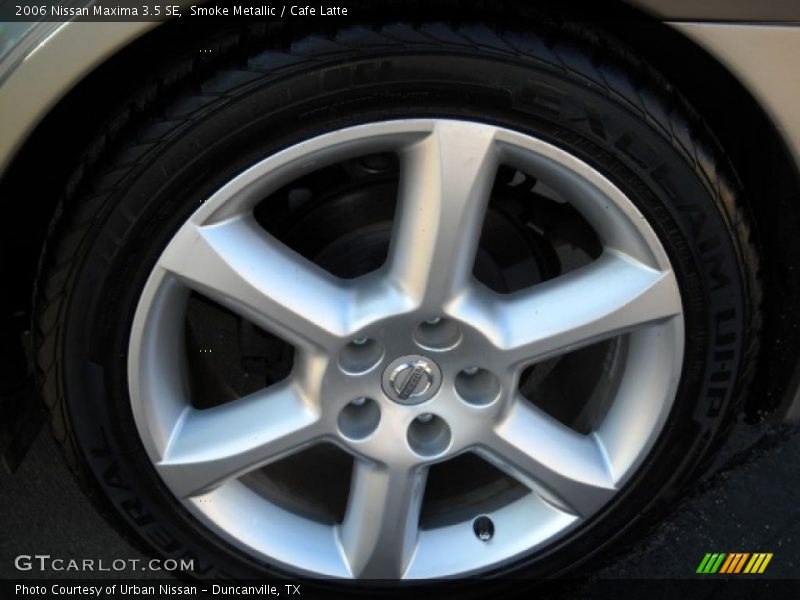 Smoke Metallic / Cafe Latte 2006 Nissan Maxima 3.5 SE