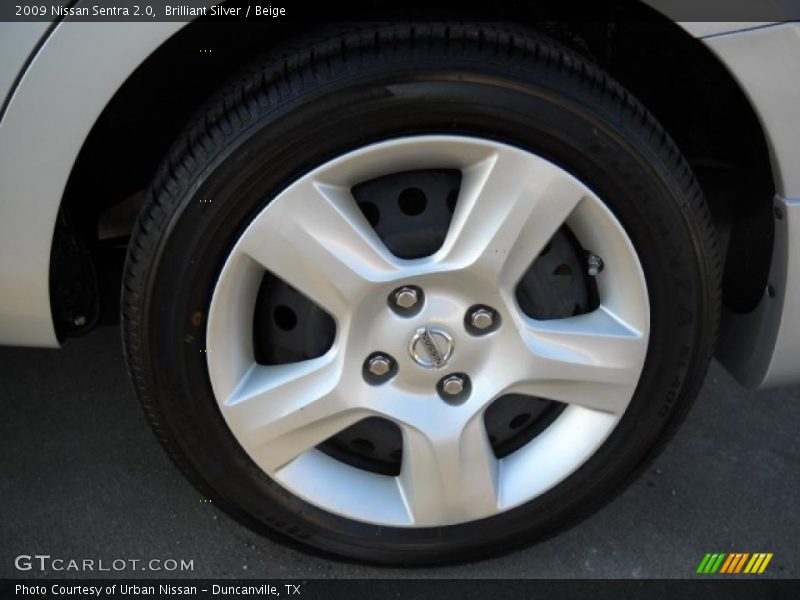 Brilliant Silver / Beige 2009 Nissan Sentra 2.0