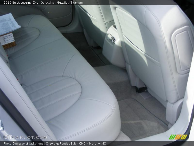 Quicksilver Metallic / Titanium 2010 Buick Lucerne CXL