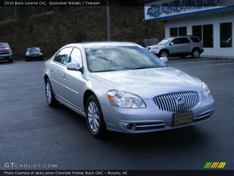 Quicksilver Metallic / Titanium 2010 Buick Lucerne CXL