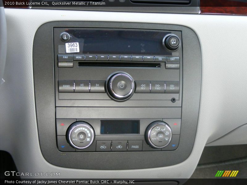 Quicksilver Metallic / Titanium 2010 Buick Lucerne CXL