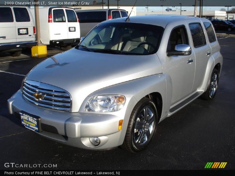 Silver Ice Metallic / Gray 2009 Chevrolet HHR LT