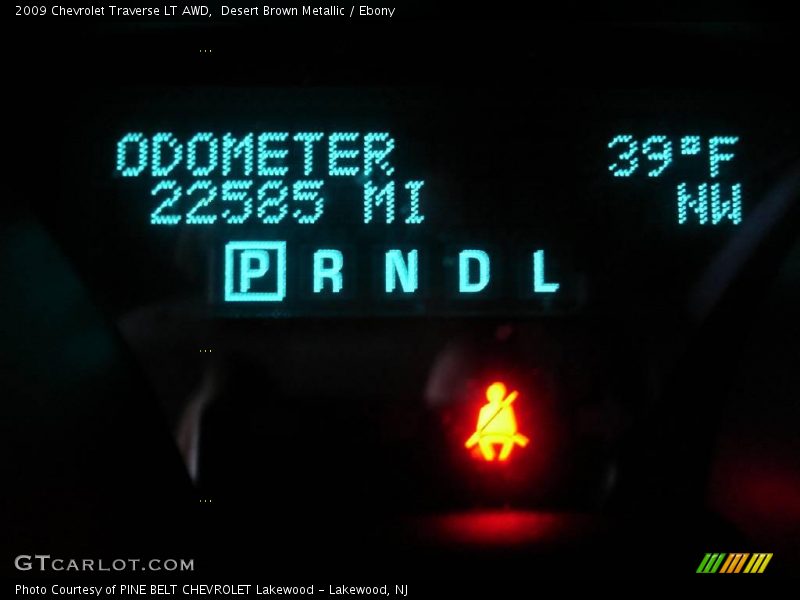 Desert Brown Metallic / Ebony 2009 Chevrolet Traverse LT AWD