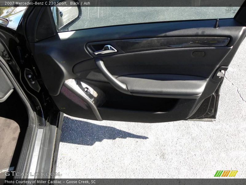 Black / Ash 2007 Mercedes-Benz C 230 Sport