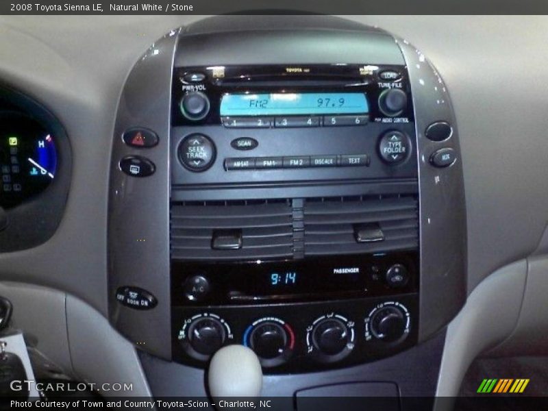 Natural White / Stone 2008 Toyota Sienna LE