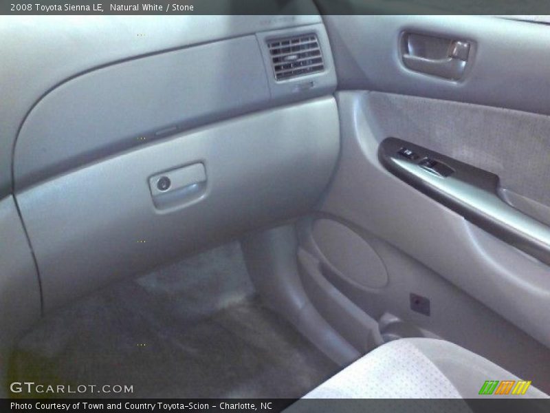 Natural White / Stone 2008 Toyota Sienna LE