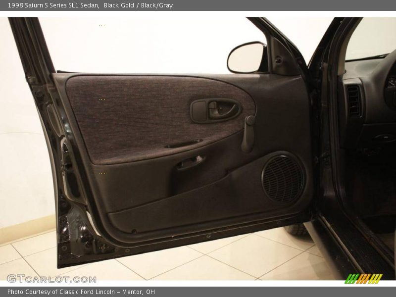 Black Gold / Black/Gray 1998 Saturn S Series SL1 Sedan