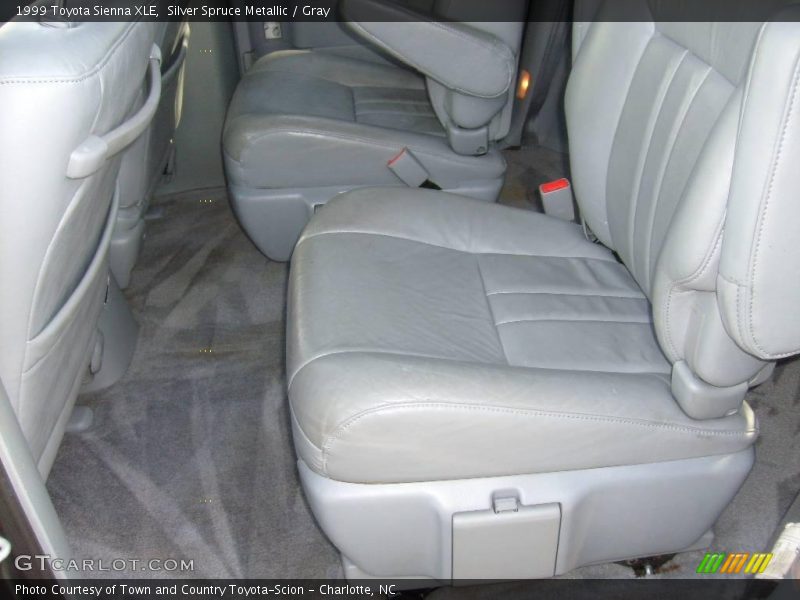 Silver Spruce Metallic / Gray 1999 Toyota Sienna XLE