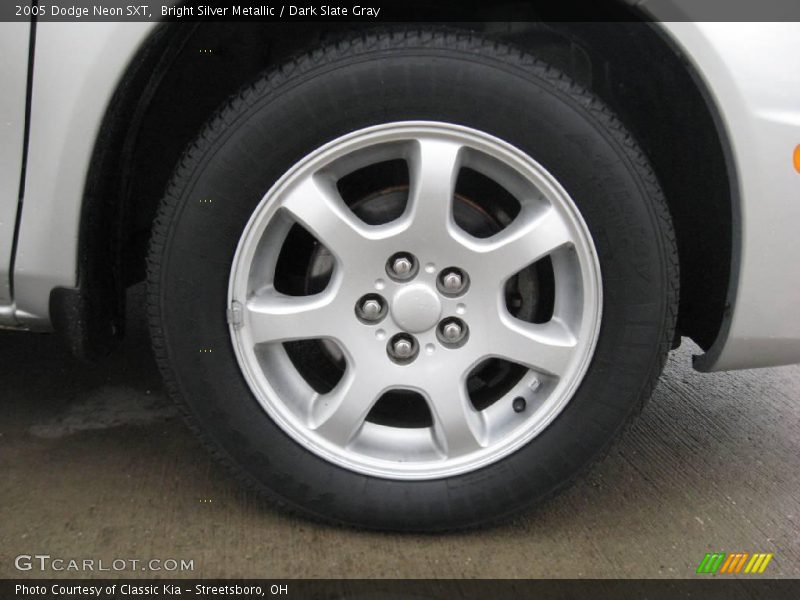 Bright Silver Metallic / Dark Slate Gray 2005 Dodge Neon SXT