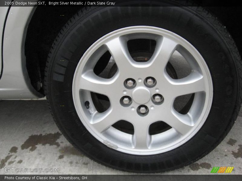 Bright Silver Metallic / Dark Slate Gray 2005 Dodge Neon SXT