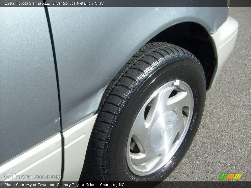 Silver Spruce Metallic / Gray 1999 Toyota Sienna XLE