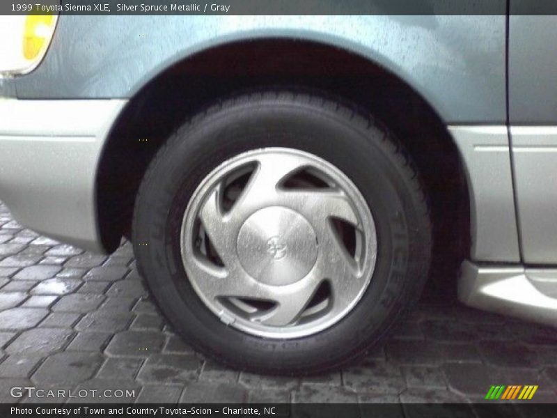 Silver Spruce Metallic / Gray 1999 Toyota Sienna XLE