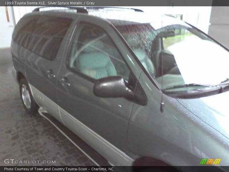 Silver Spruce Metallic / Gray 1999 Toyota Sienna XLE