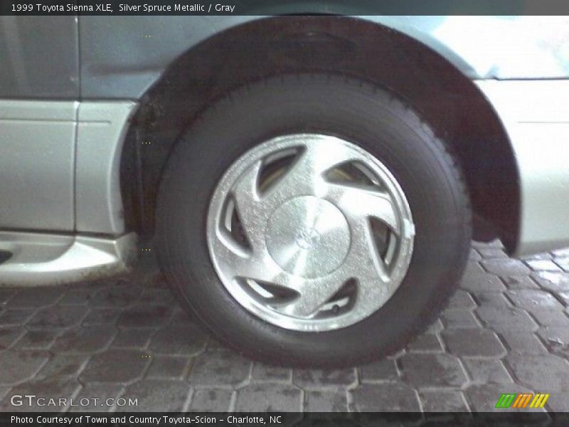 Silver Spruce Metallic / Gray 1999 Toyota Sienna XLE