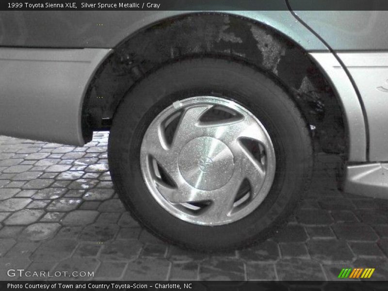 Silver Spruce Metallic / Gray 1999 Toyota Sienna XLE
