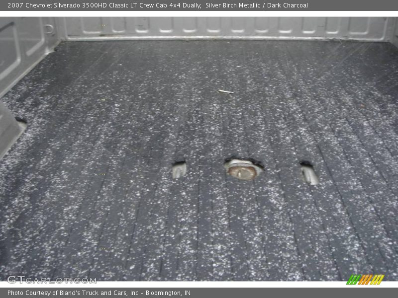 Silver Birch Metallic / Dark Charcoal 2007 Chevrolet Silverado 3500HD Classic LT Crew Cab 4x4 Dually
