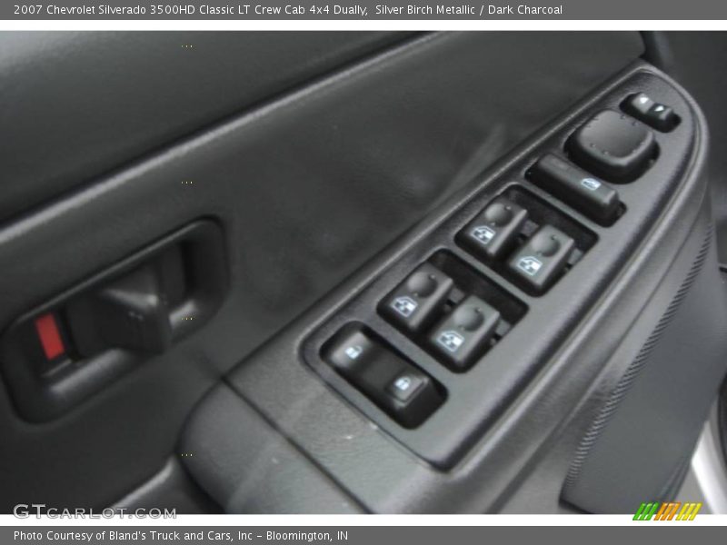 Silver Birch Metallic / Dark Charcoal 2007 Chevrolet Silverado 3500HD Classic LT Crew Cab 4x4 Dually