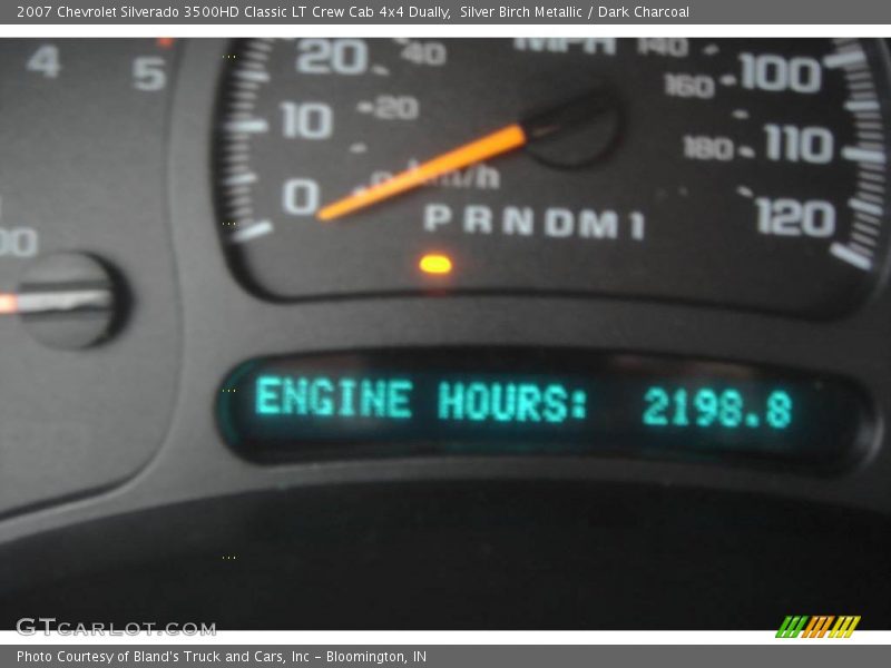 Silver Birch Metallic / Dark Charcoal 2007 Chevrolet Silverado 3500HD Classic LT Crew Cab 4x4 Dually