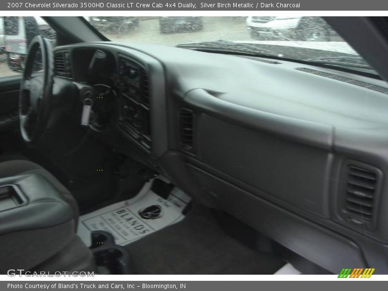 Silver Birch Metallic / Dark Charcoal 2007 Chevrolet Silverado 3500HD Classic LT Crew Cab 4x4 Dually