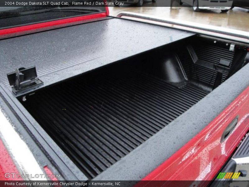 Flame Red / Dark Slate Gray 2004 Dodge Dakota SLT Quad Cab