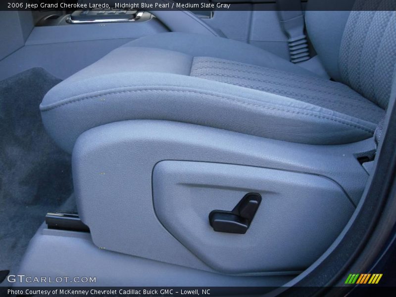 Midnight Blue Pearl / Medium Slate Gray 2006 Jeep Grand Cherokee Laredo