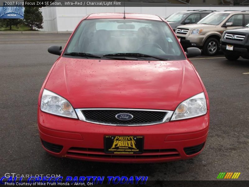 Infra-Red / Charcoal/Light Flint 2007 Ford Focus ZX4 SE Sedan