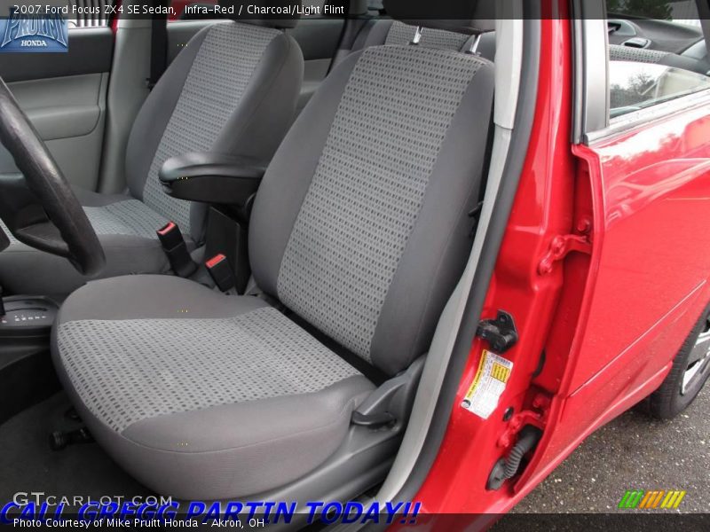 Infra-Red / Charcoal/Light Flint 2007 Ford Focus ZX4 SE Sedan