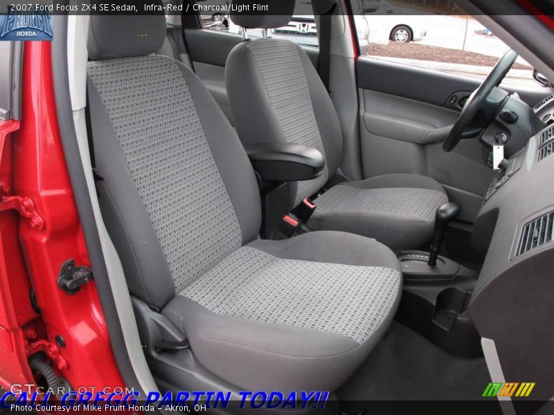 Infra-Red / Charcoal/Light Flint 2007 Ford Focus ZX4 SE Sedan