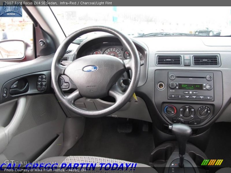 Infra-Red / Charcoal/Light Flint 2007 Ford Focus ZX4 SE Sedan