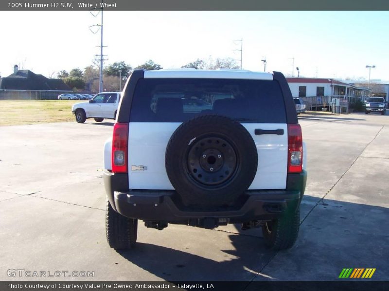 White / Wheat 2005 Hummer H2 SUV