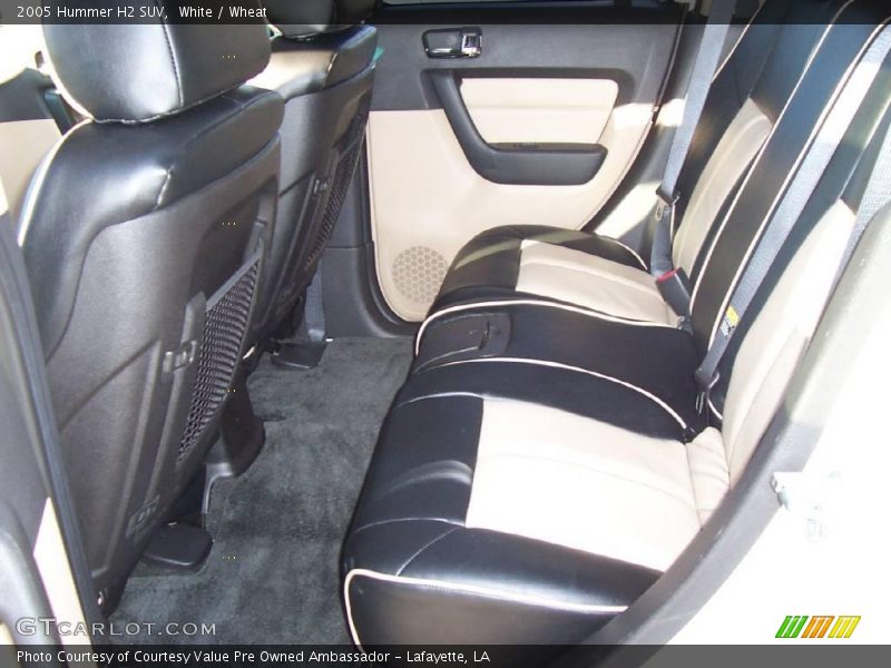 White / Wheat 2005 Hummer H2 SUV