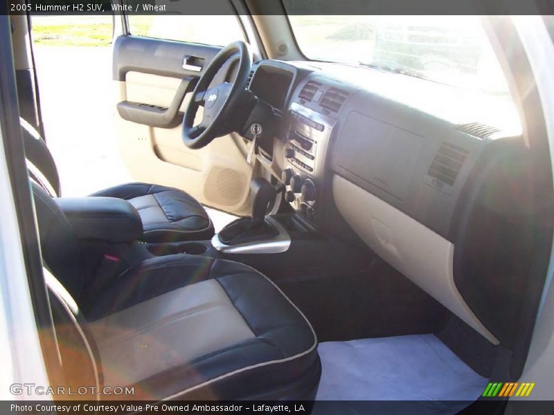 White / Wheat 2005 Hummer H2 SUV