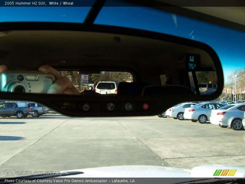 White / Wheat 2005 Hummer H2 SUV