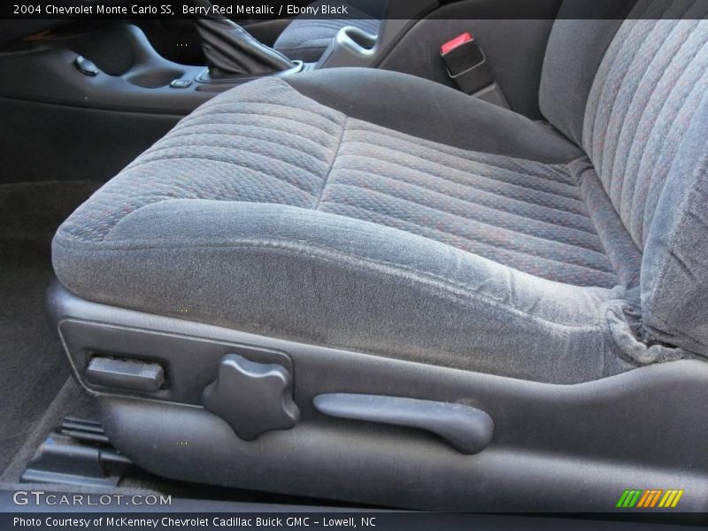 Berry Red Metallic / Ebony Black 2004 Chevrolet Monte Carlo SS