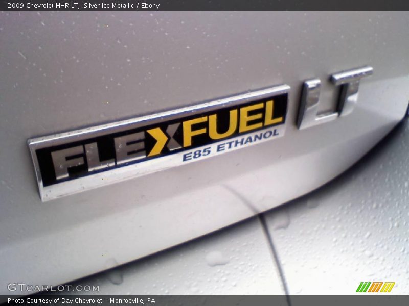 Silver Ice Metallic / Ebony 2009 Chevrolet HHR LT