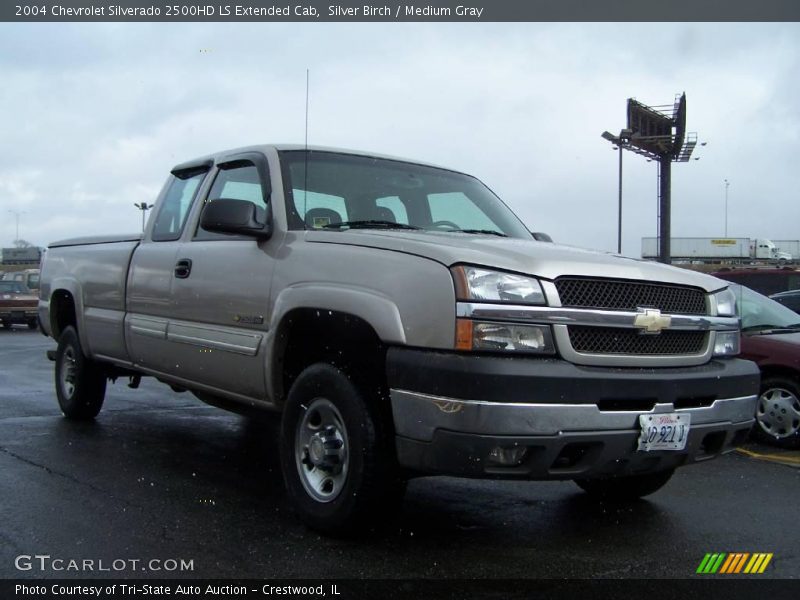 Silver Birch / Medium Gray 2004 Chevrolet Silverado 2500HD LS Extended Cab
