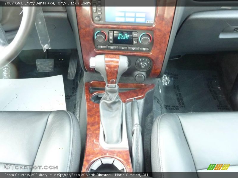Onyx Black / Ebony 2007 GMC Envoy Denali 4x4