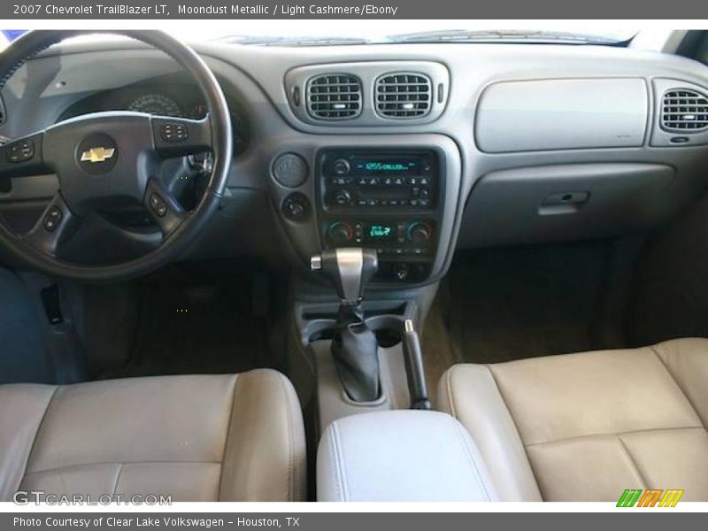 Moondust Metallic / Light Cashmere/Ebony 2007 Chevrolet TrailBlazer LT